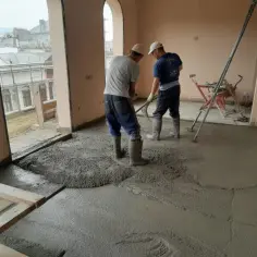 Po jakim czasie można chodzić po wylewce, aby uniknąć uszkodzeń?